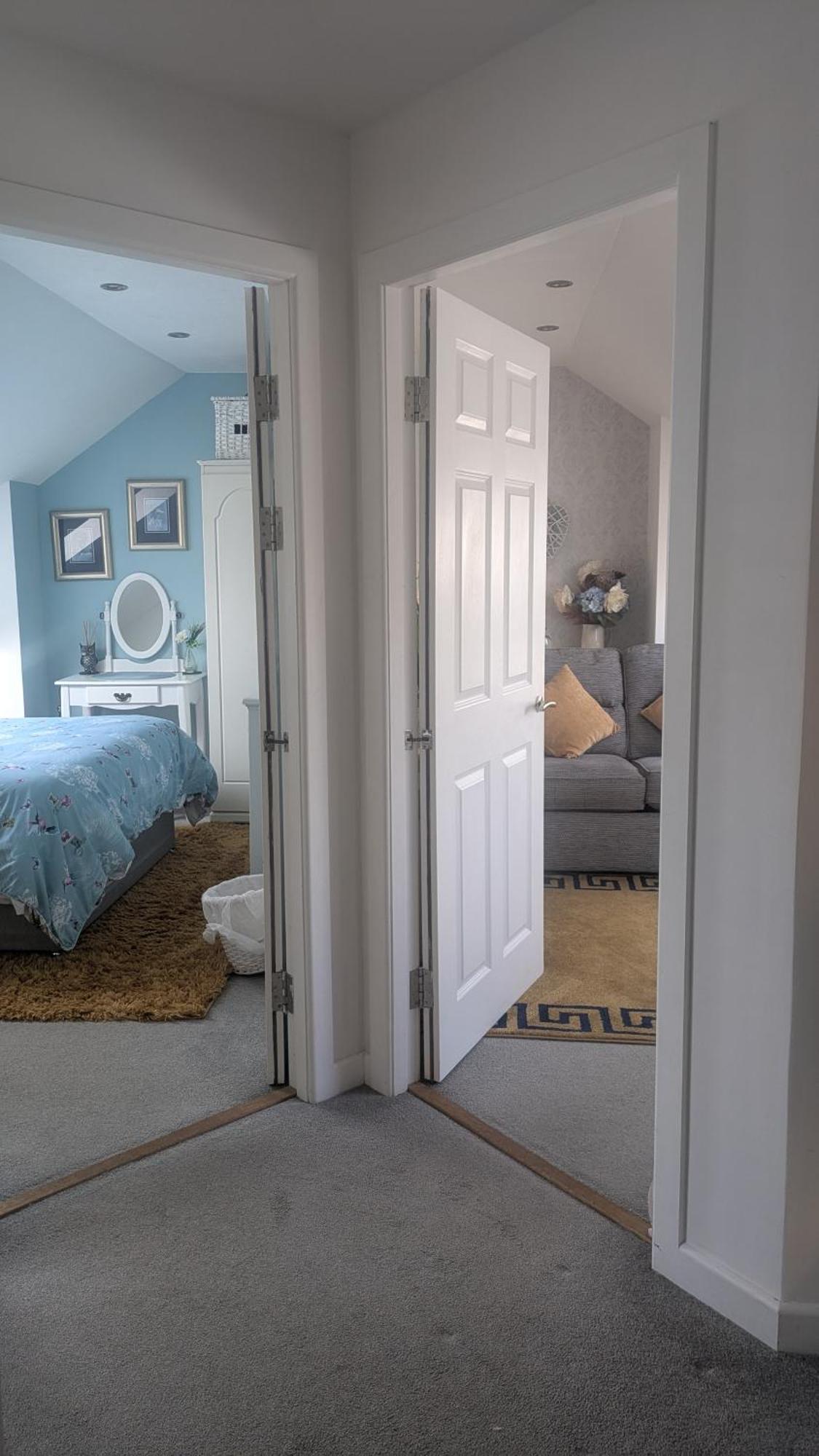 Village Life- Private Attic Suite - Living Room, Bedroom And Bathroom Newtown St Boswells Екстериор снимка